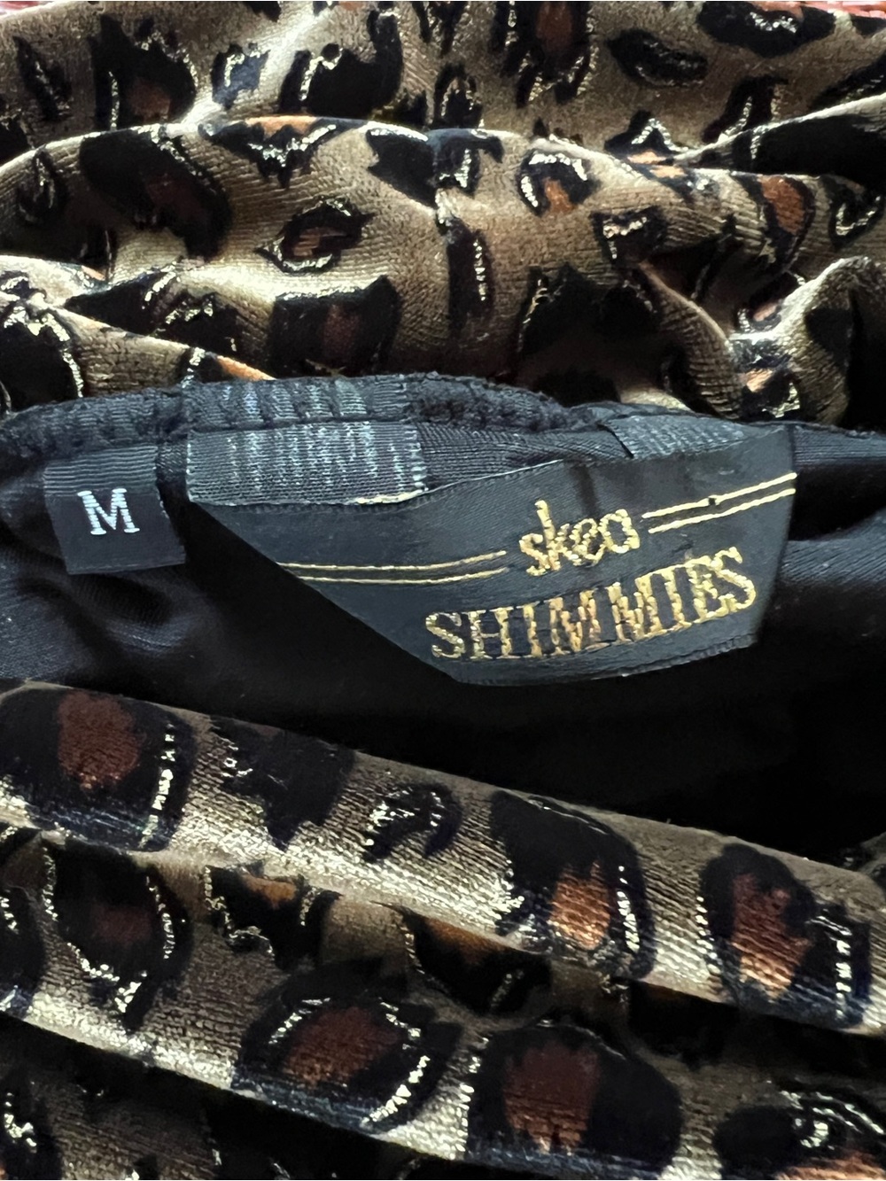 SKEA SHIMMIES Gold Leopard Velvet Cowl Neck Long Sleeve Top Women’s Medium - Picture 4 of 12